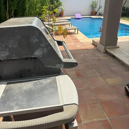 Villa Peony Near Puerto Banus